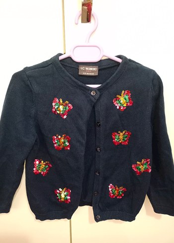 LC Waikiki Lacivert Kiz Cocuk Hirkasi 4 5