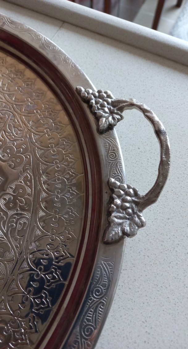 Maraştan Parlak Yuvarlak Tepsi - Görsel 2