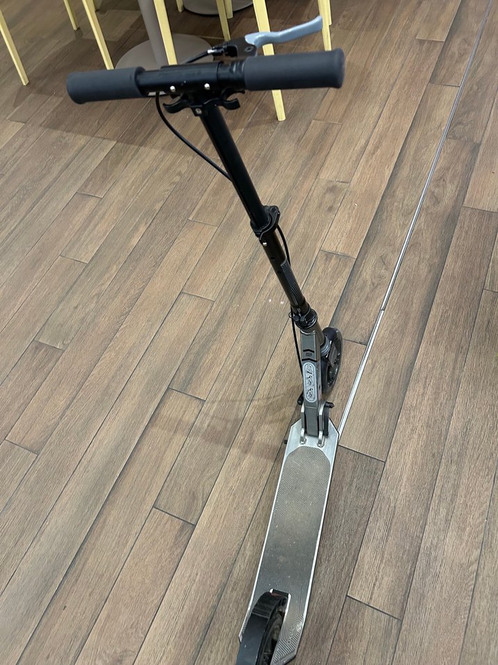 Decathlon Mıd 9 Scooter - Görsel 4