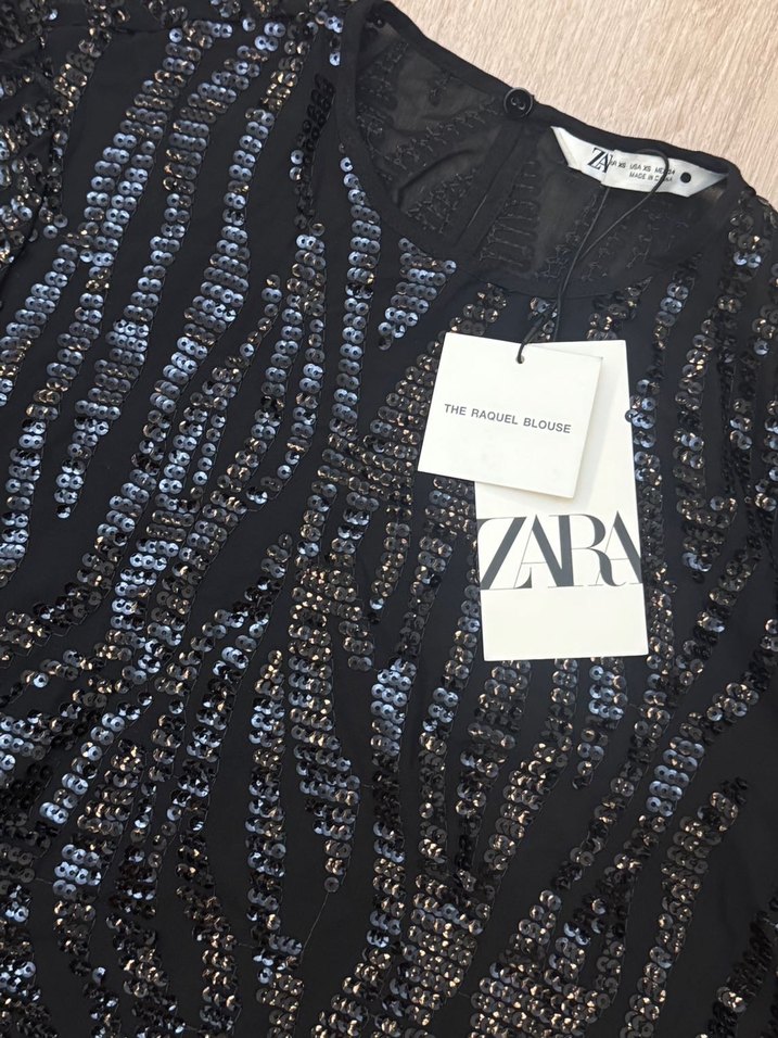 Zara Siyah Payetli Zebra Desenli Kadın Bluz - Görsel 3