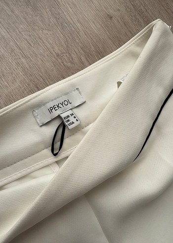 Beyaz Midi Kemerli Kadın Kumaş Pantolon - Görsel 3