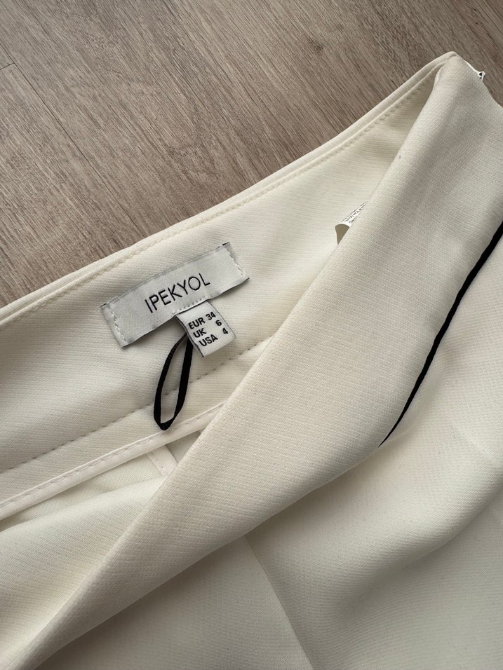 Beyaz Midi Kemerli Kadın Kumaş Pantolon - Görsel 3