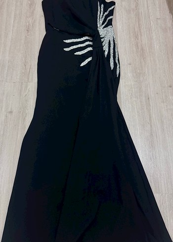 Siyah Drapeli Uzun Straplez Abiye Elbise - Görsel 3