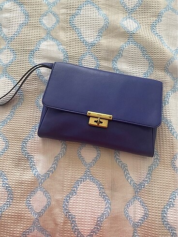 Fossil clutch