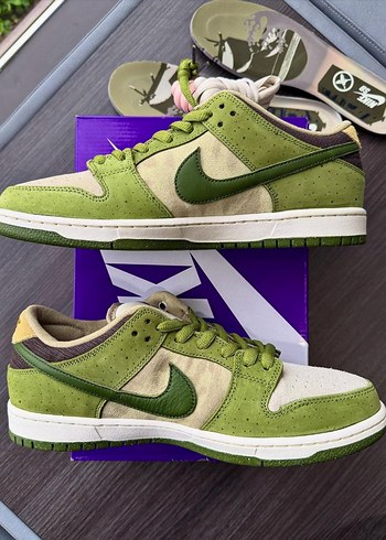 Nike SB Dunk Low Matcha