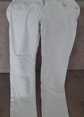 Mavi beyaz kot pantalon