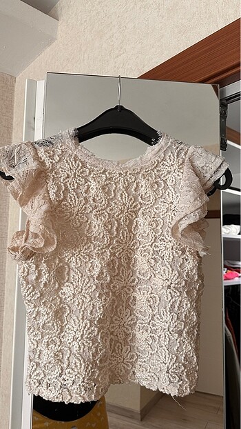 Zara top