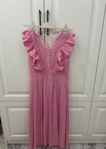 Pembe Fırfırlı Uzun Bohem Elbise