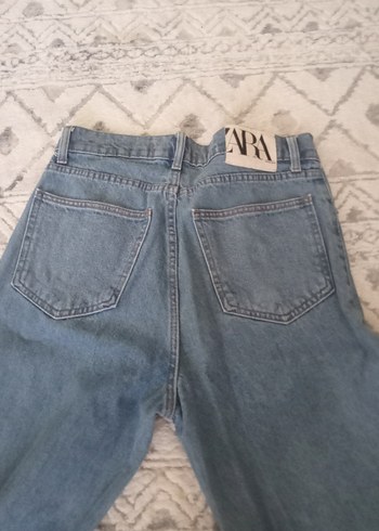 l Beden mavi Renk Zara Yüksek Bel Mom Jean