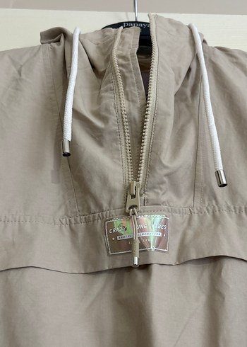 Bershka Bej Bel Detaylı Kadın Ceket
