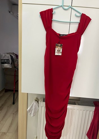 Kadın Kırmızı Pilili Uzun Kalem Elbise - Görsel 2