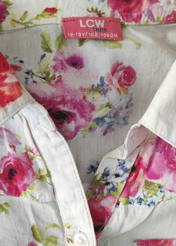 Çiçek Desenli V Yaka Düğmeli Kadın-Teen Gömlek - Görsel 5