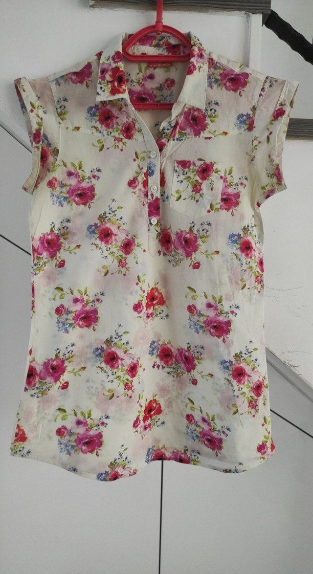 Çiçek Desenli V Yaka Düğmeli Kadın-Teen Gömlek - Görsel 2