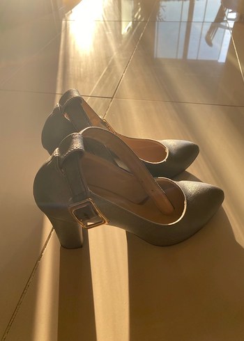 39 Beden gri Renk Gri Deri Stiletto Tokalı Kadın Topuklu Ayakkabı