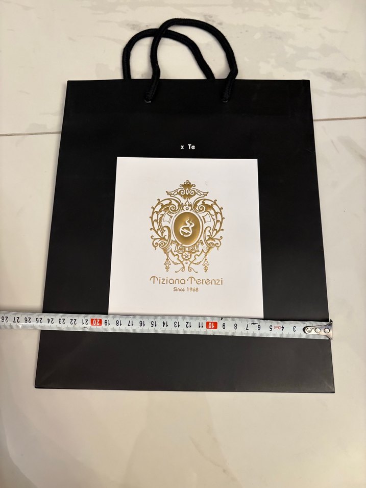 Tiziana Terenzi karton çanta - Görsel 2