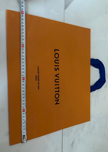 Louis Vuitton karton çanta - Görsel 2