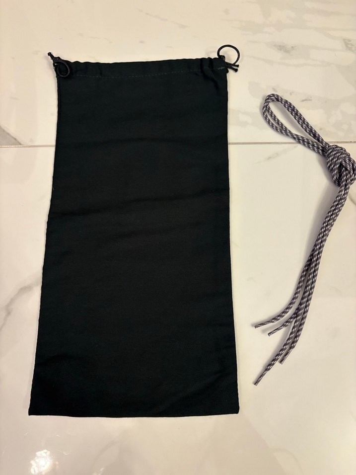 Berluti toz torbası ve ayakkabı bağcığı. - Görsel 3