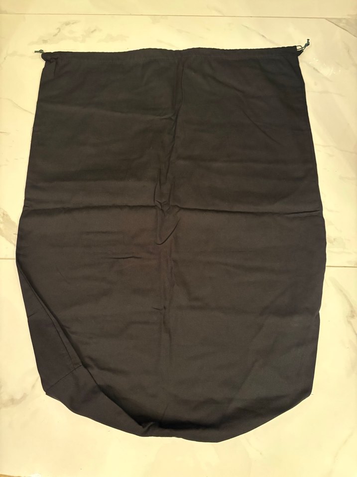 Berluti toz torbası.Orginaldir.Ölçüleri fotoğraflardaki gibidir - Görsel 3