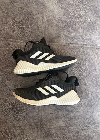 Adidas ürünü