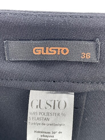 36 Beden siyah Renk Gusto Kumaş Pantolon %70 İndirimli.