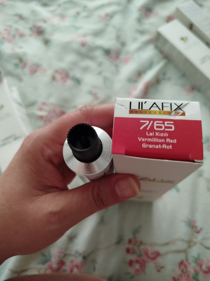 Lilafix 7/65 Kızıl Saç Boyası sıfır ürünler 4 adet fiyatı - Görsel 4