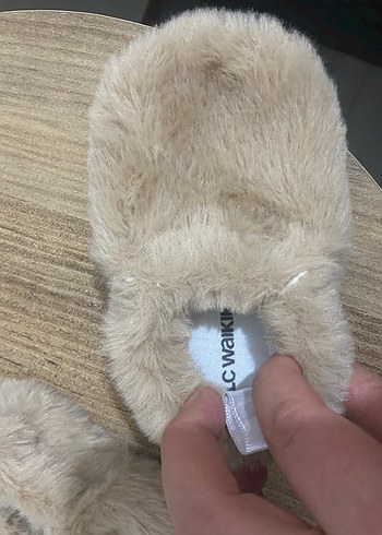 Bebek Bej Sıcak Kürklü Ev Terliği - Görsel 6