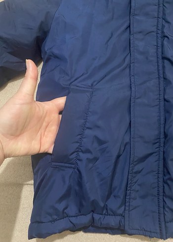 Erkek Çocuk mont fermuari bozuk fakat önü çırt çırtlı kapanıyor - Görsel 10