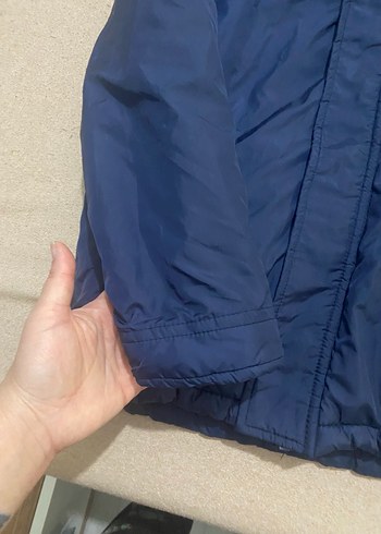 Erkek Çocuk mont fermuari bozuk fakat önü çırt çırtlı kapanıyor - Görsel 5