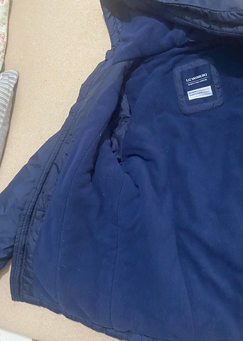Erkek Çocuk mont fermuari bozuk fakat önü çırt çırtlı kapanıyor - Görsel 4