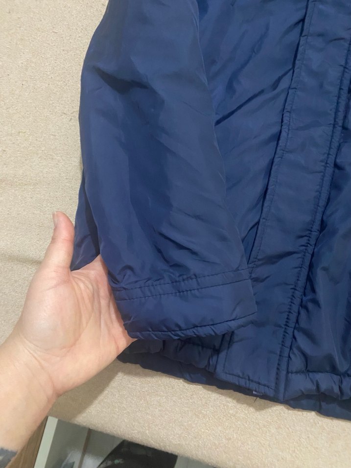 Erkek Çocuk mont fermuari bozuk fakat önü çırt çırtlı kapanıyor - Görsel 5