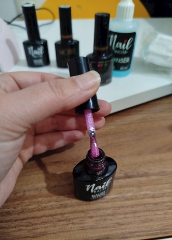 Kalıcı oje seti 6 adet oje var iki defa anca kullandım - Görsel 4