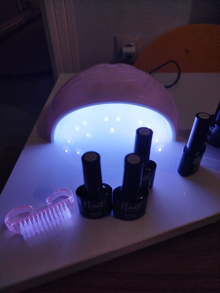 Kalıcı oje seti 6 adet oje var iki defa anca kullandım - Görsel 2