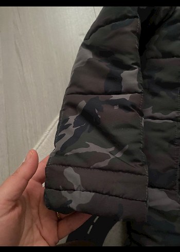 Orijinal ürün Erkek çocuk Kapüşonlu Mont 7 8 yaş - Görsel 15