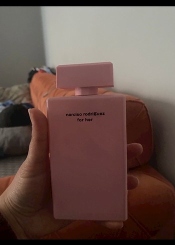 Narciso Rodriguez For Her Kadın Parfümü sıfır - Görsel 2