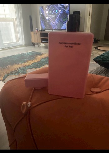 Narciso Rodriguez For Her Kadın Parfümü sıfır - Görsel 3