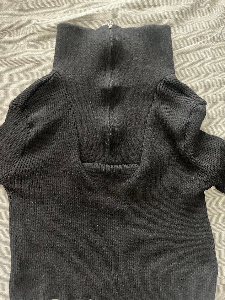 Yüksek Yakalı Siyah Örgü Kadın Kazak - Görsel 2