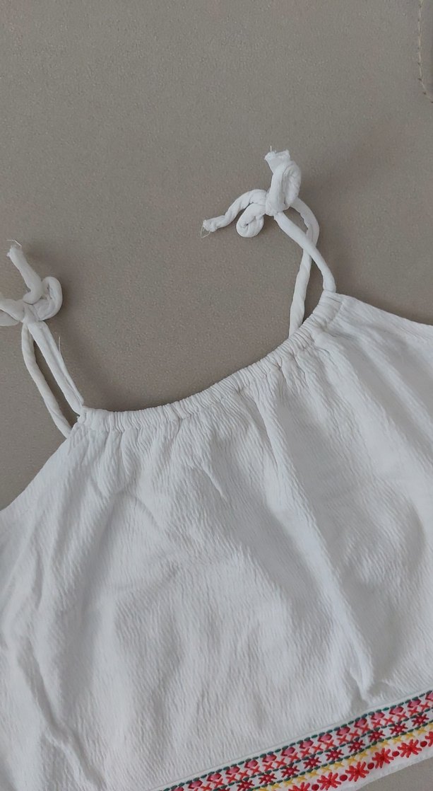 Zara Nakışlı Beyaz Kız Bluzu - Görsel 2