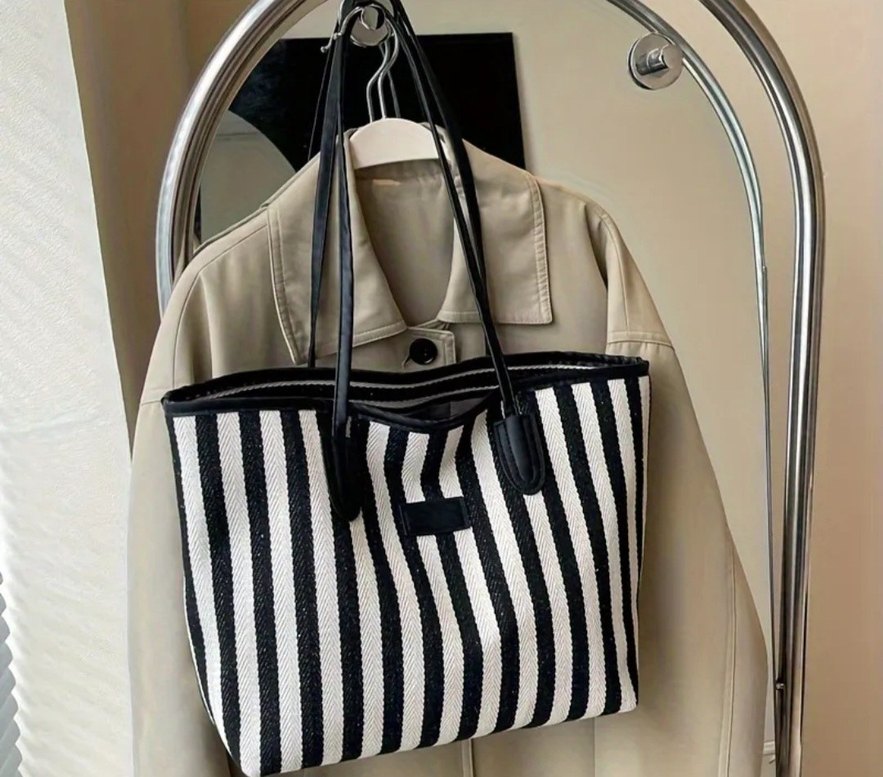 Siyah Beyaz Çizgili Kadın Omuz Çantası - Görsel 3