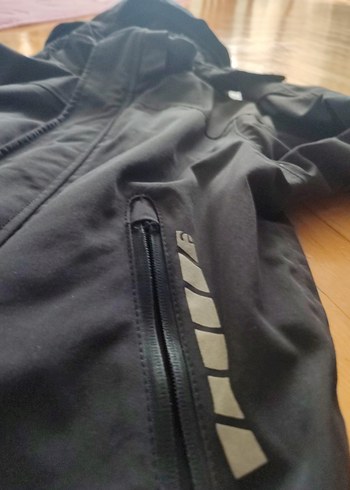 Siyah Erkek Çocuk Mont - Görsel 4