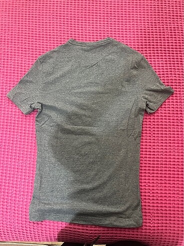 H&M H&m tisort cok uyguna!!