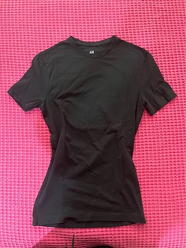 H&m tisort asırı uygun!!