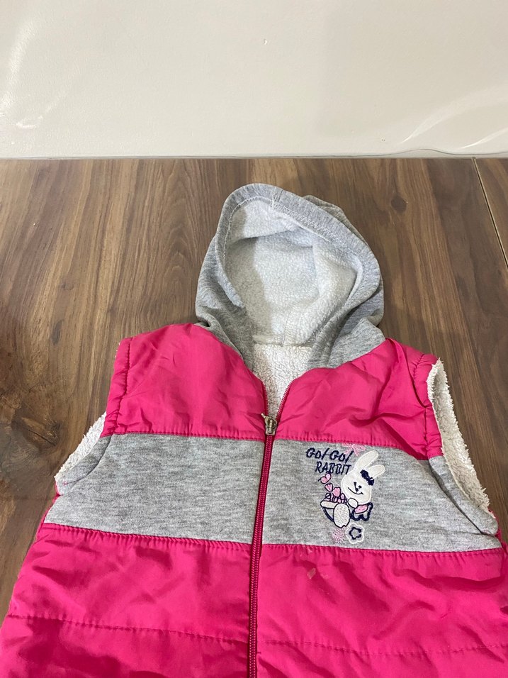 Kız Çocuk Kapüşonlu Fermuarlı Yelek - Görsel 2