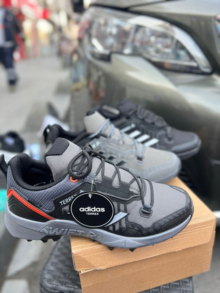 Gri adidas Terrex Erkek Outdoor Spor Ayakkabı - Görsel 2