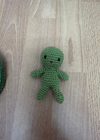 Beden Renk Pastel Yeşil El Örgüsü Peluş Oyuncak bezelye adam