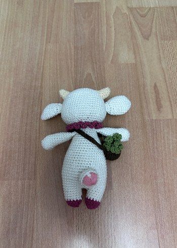  Beden Pastel Beyaz El Örgüsü Keçi Peluş Amigurumi Oyuncak