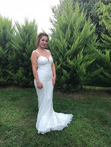 Sırt detay gelinlik