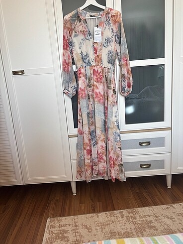 xs Beden Zara elbise