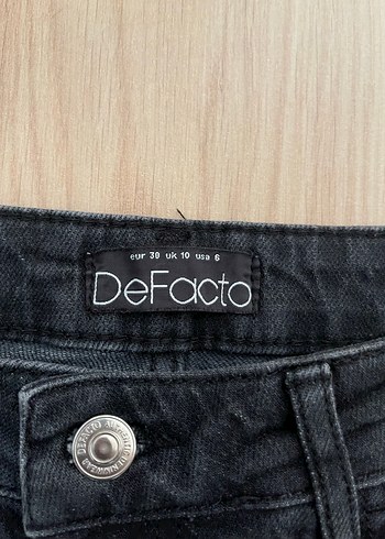 Siyah Salaş Mini Denim Şort - Görsel 2