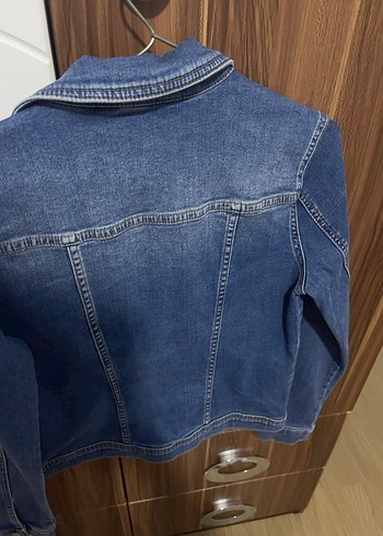 Düğmeli Mavi Kadın Kot Ceket - Görsel 3