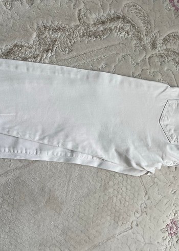 Düğmeli Beyaz Mini Kot Şort - Görsel 5